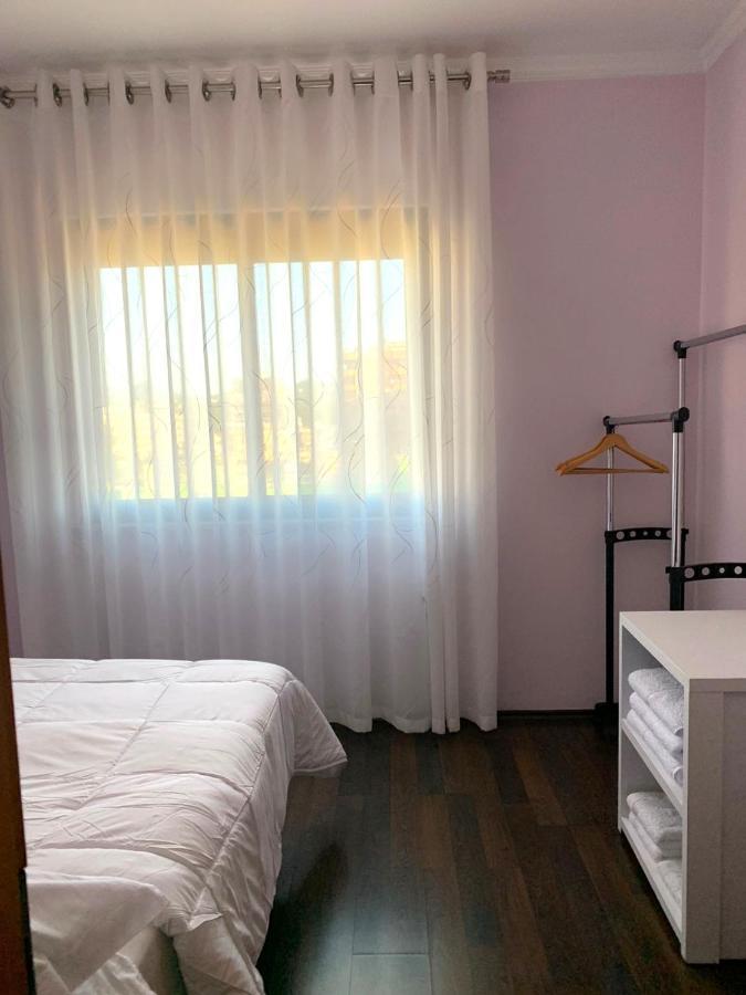 Spacious Family-Friendly Apartment In The Heart Of Bllok ติรานา ภายนอก รูปภาพ
