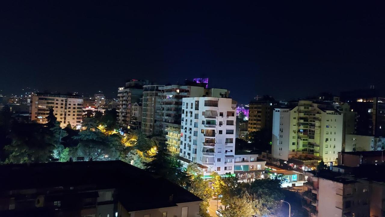 Spacious Family-Friendly Apartment In The Heart Of Bllok ติรานา ภายนอก รูปภาพ